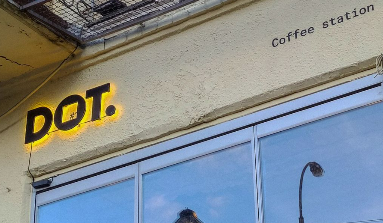 Київська кав’ярня Dot потрапила до берлінського видання Designing Coffee. Інтер'єр для кав’ярні Dot розробляли креативники з YOD Group.