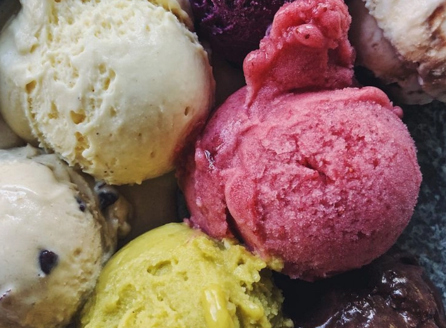 Де у Києві найсмачніше морозиво — кульки в "Milk Bar"