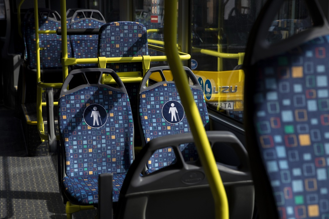 З пандусами і кондиціонуванням: 20 нових автобусів вийшли на столичні маршрути