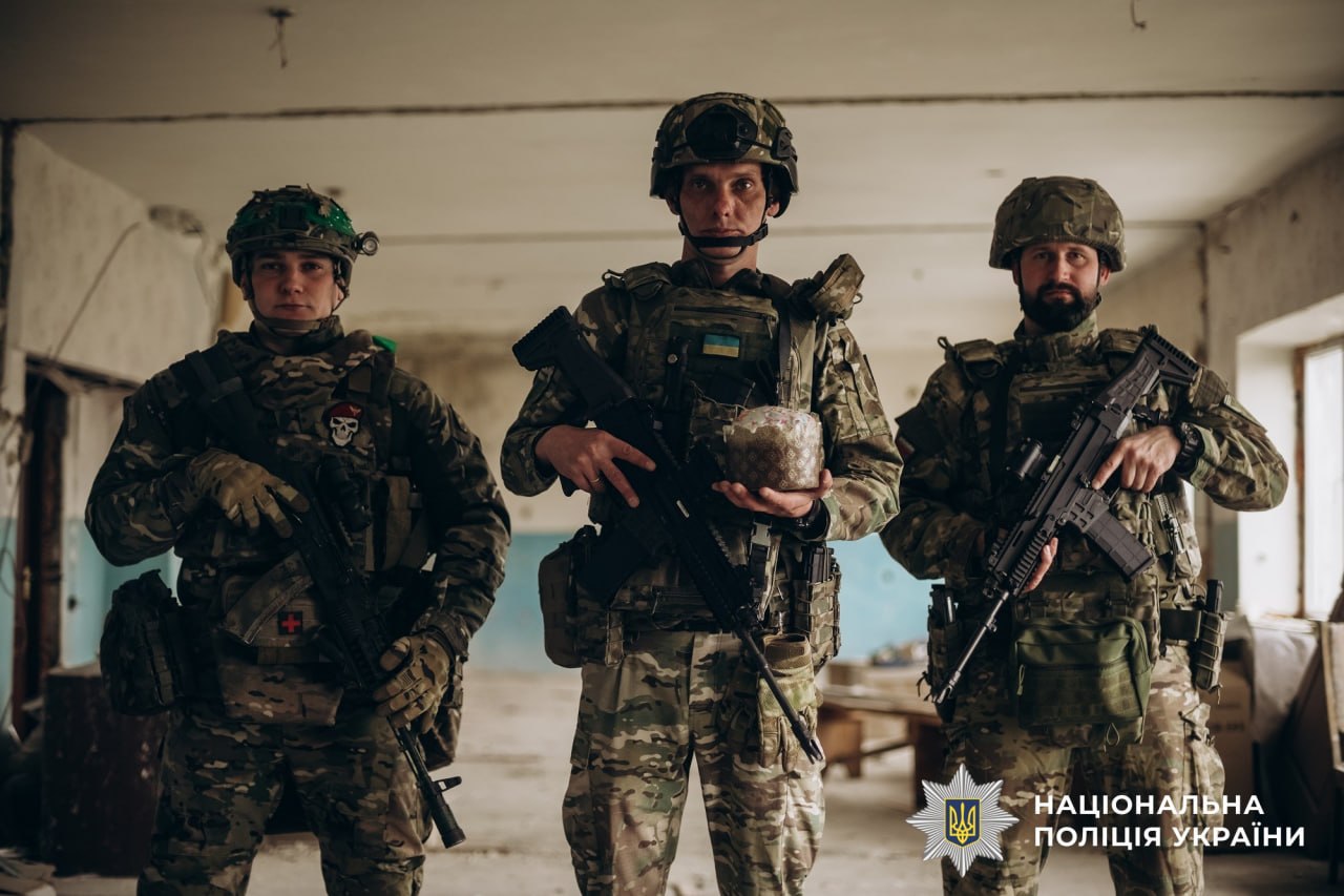 Як захисники зустрічають Великдень на передовій Як захисники зустрічають Великдень на передовій