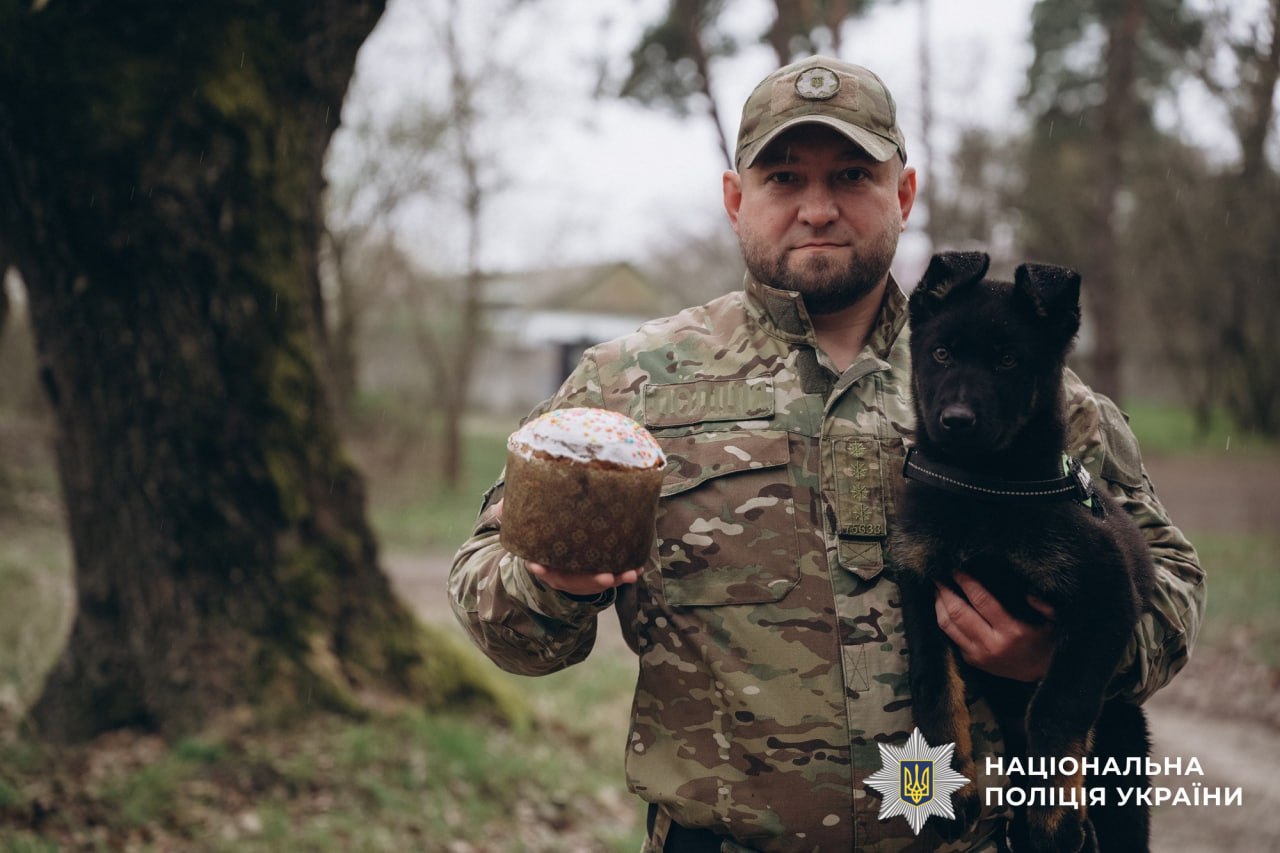 Як захисники зустрічають Великдень на передовій Як захисники зустрічають Великдень на передовій