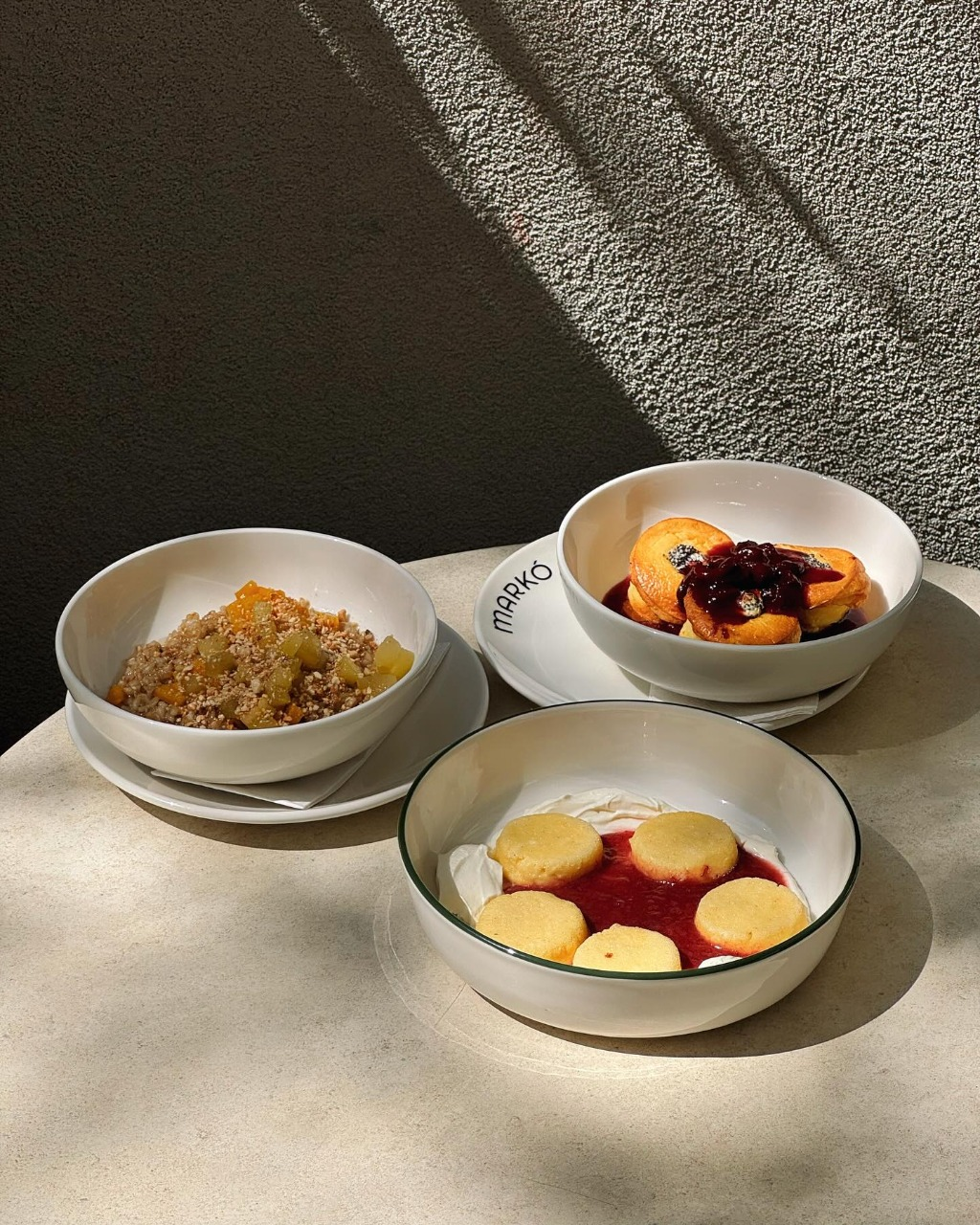 Де поснідати у Києві: добірка закладів з адресами, меню та цінами