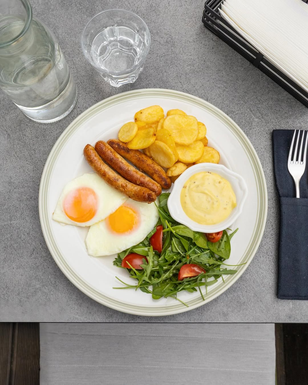 Де поснідати у Києві: добірка закладів з адресами, меню та цінами