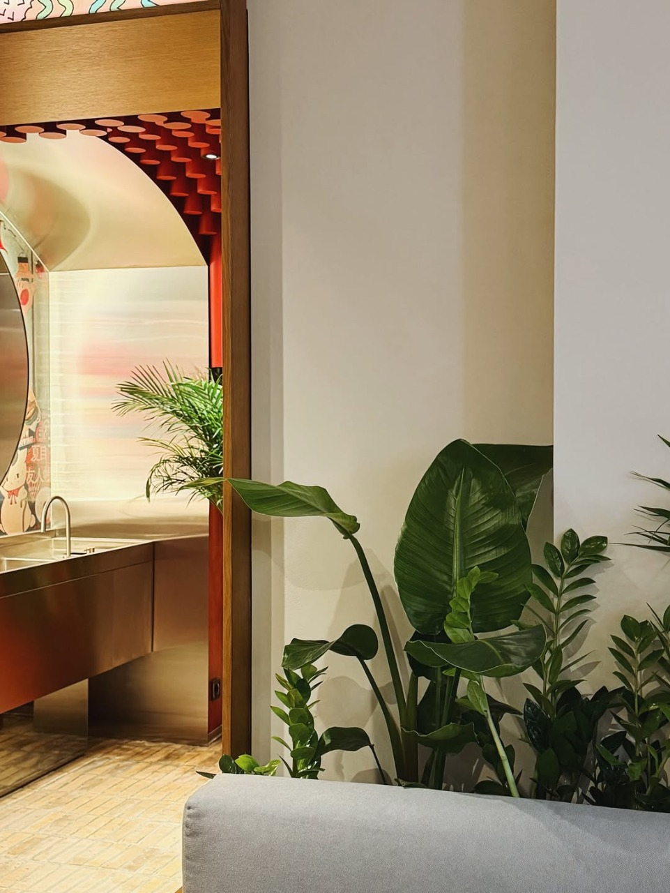 Біля станції метро "Університет" у Києві запрацювало японське кафе 81 Funky Japanese: адреса, меню та ціни