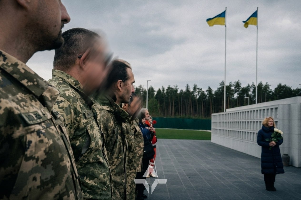 На Національному військовому кладовищі в Києві вперше поховали російського добровольця