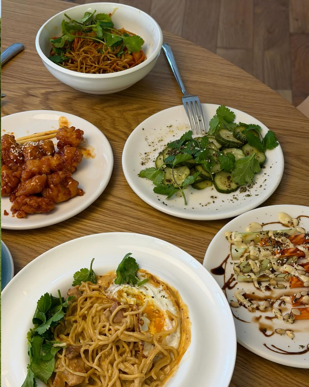 Кафе і ресторани Києва, де можна пообідати: адреси, меню та ціни