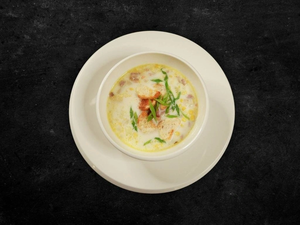 Кафе і ресторани Києва, де можна пообідати: адреси, меню та ціни