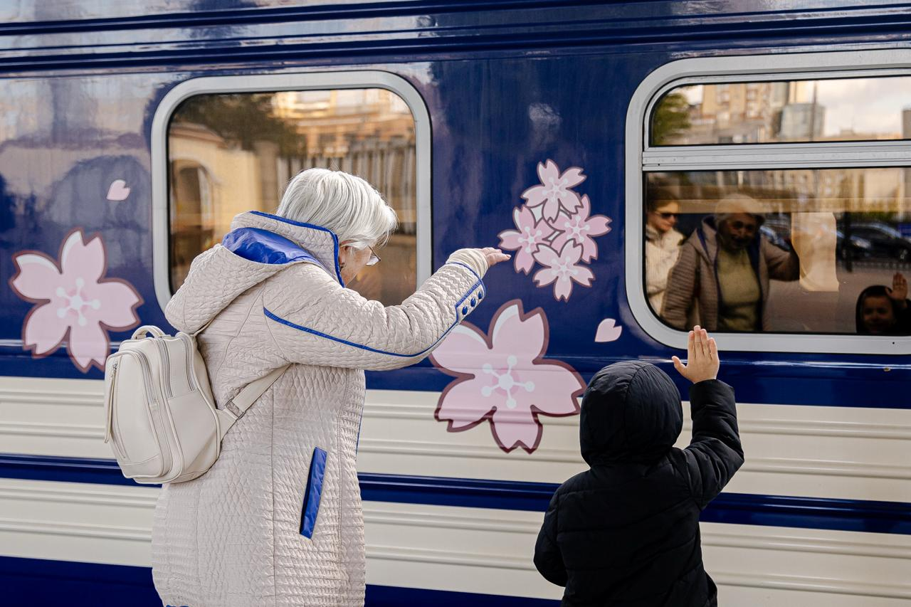 Флагманський потяг "Сакура" сполученням Київ — Ужгород вирушив у перший рейс: фото
