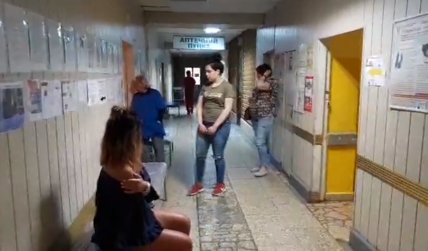 В киевской больнице заметили нетрезвых врачей (видео)