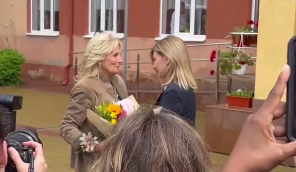 Перша леді США Джилл Байден зустрілася в Ужгороді з Оленою Зеленською
