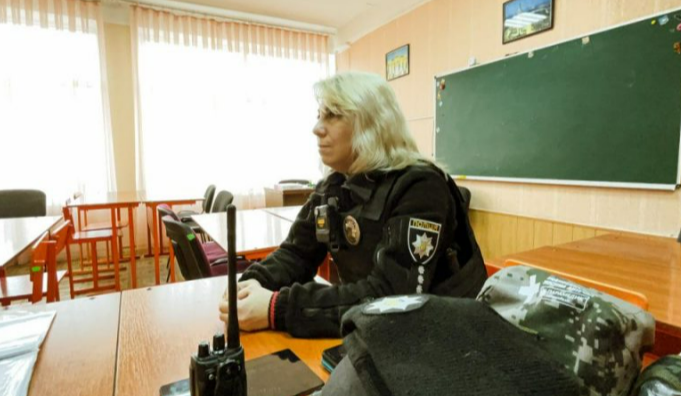 У 94 школах Київщини працюватимуть офіцери безпеки: подробиці