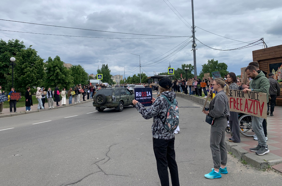 12 травня 2024 у Києві в Оболонському районі відбулася акція на підтримку військовополонених FreeAzov