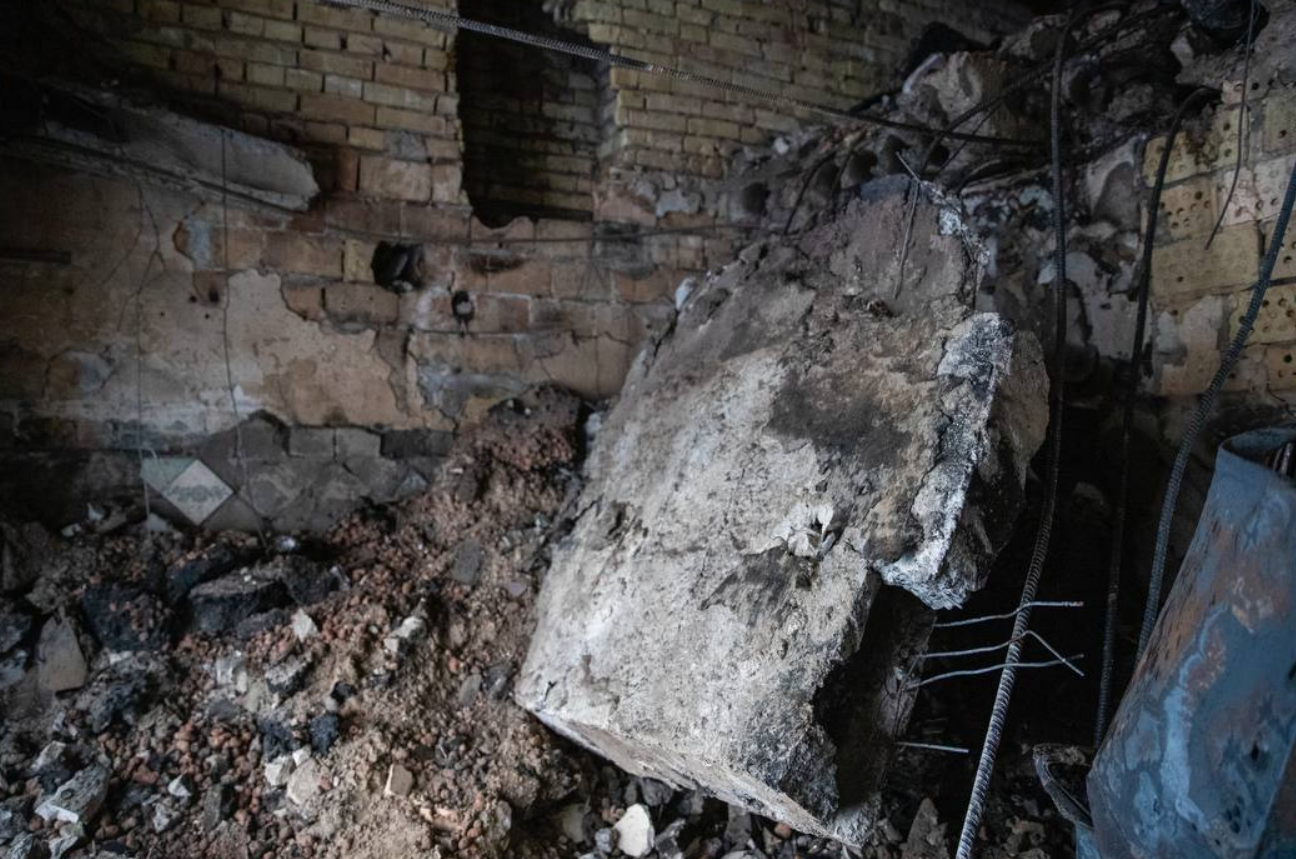 Як виглядає будинок на Оболоні після атаки 4 травня: кому виплатять компенсацію