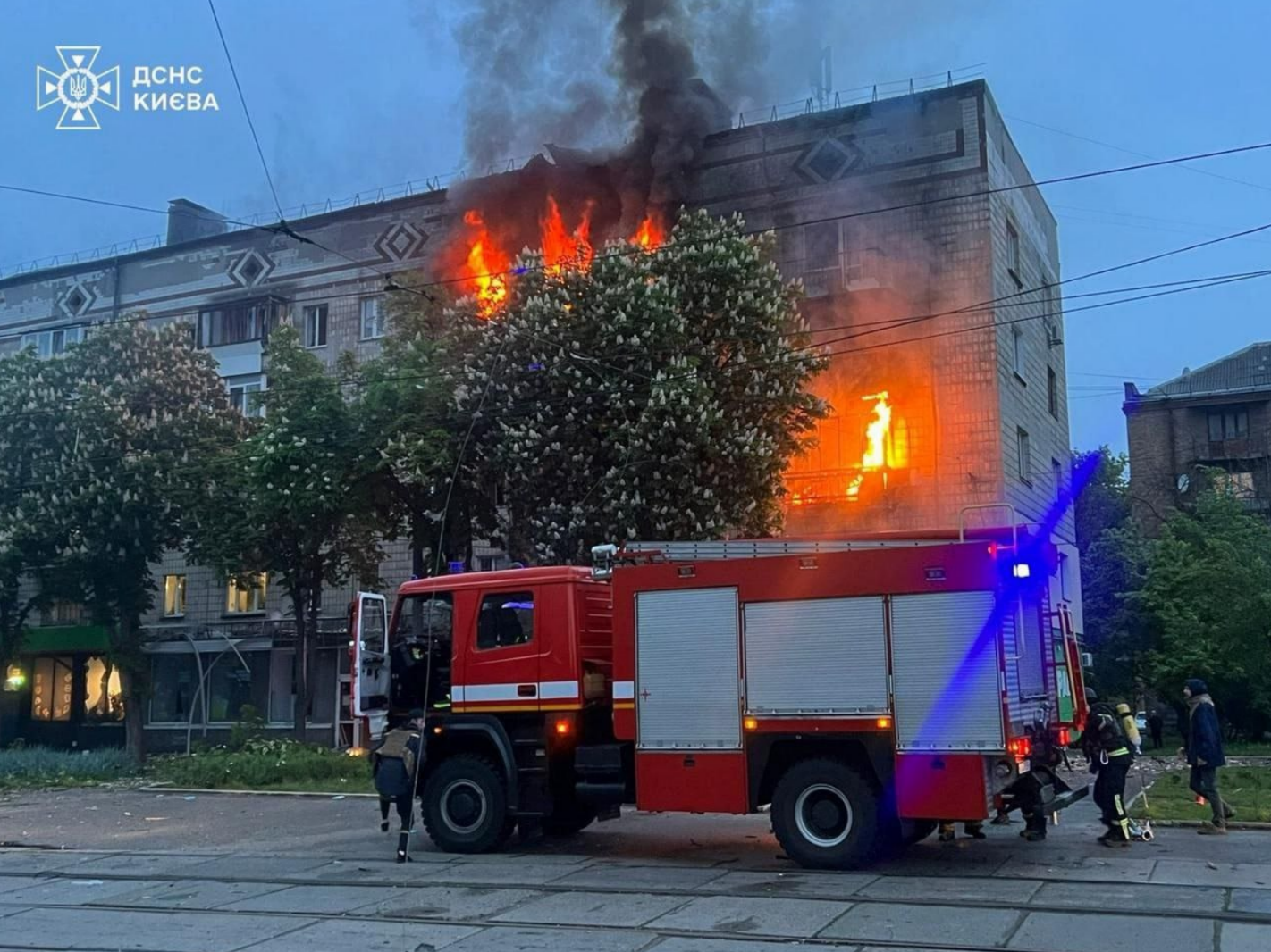 Ракетний обстріл Києва 7 травня 2025 року: усе про наслідки з фото