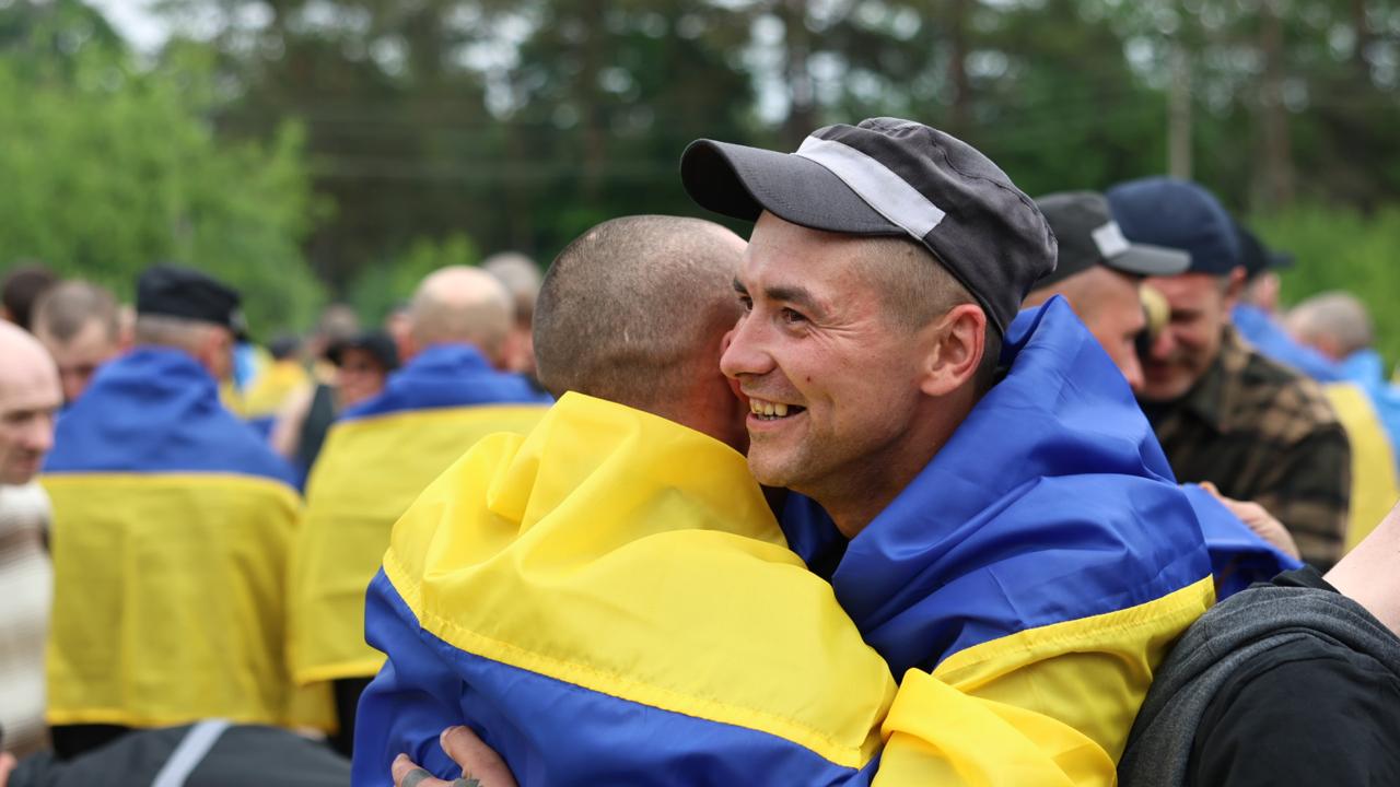 Обмін 1000 на 1000: ще 303 українців повернули з російського полону