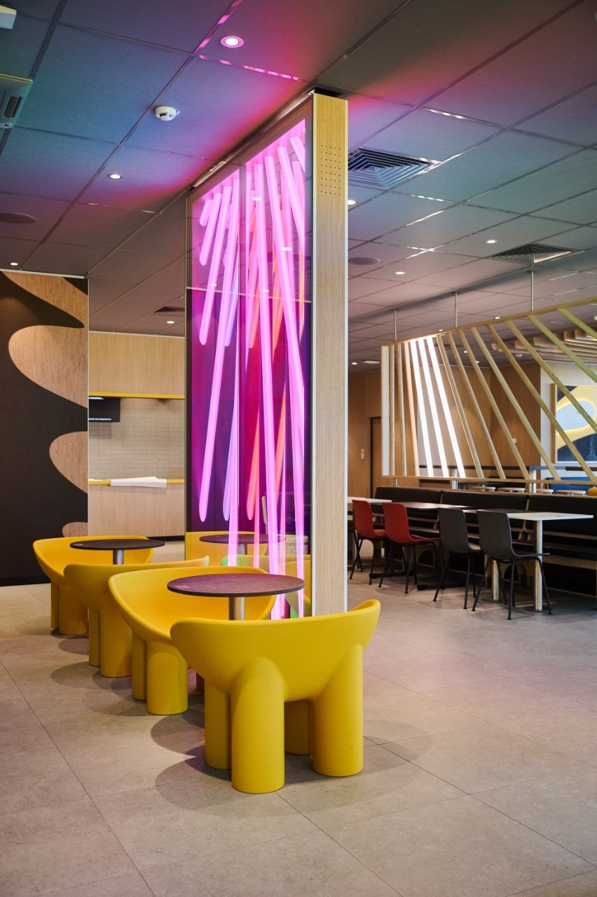 На лівому березі Києва відкрився новий McDonald’s: адреса та графік роботи