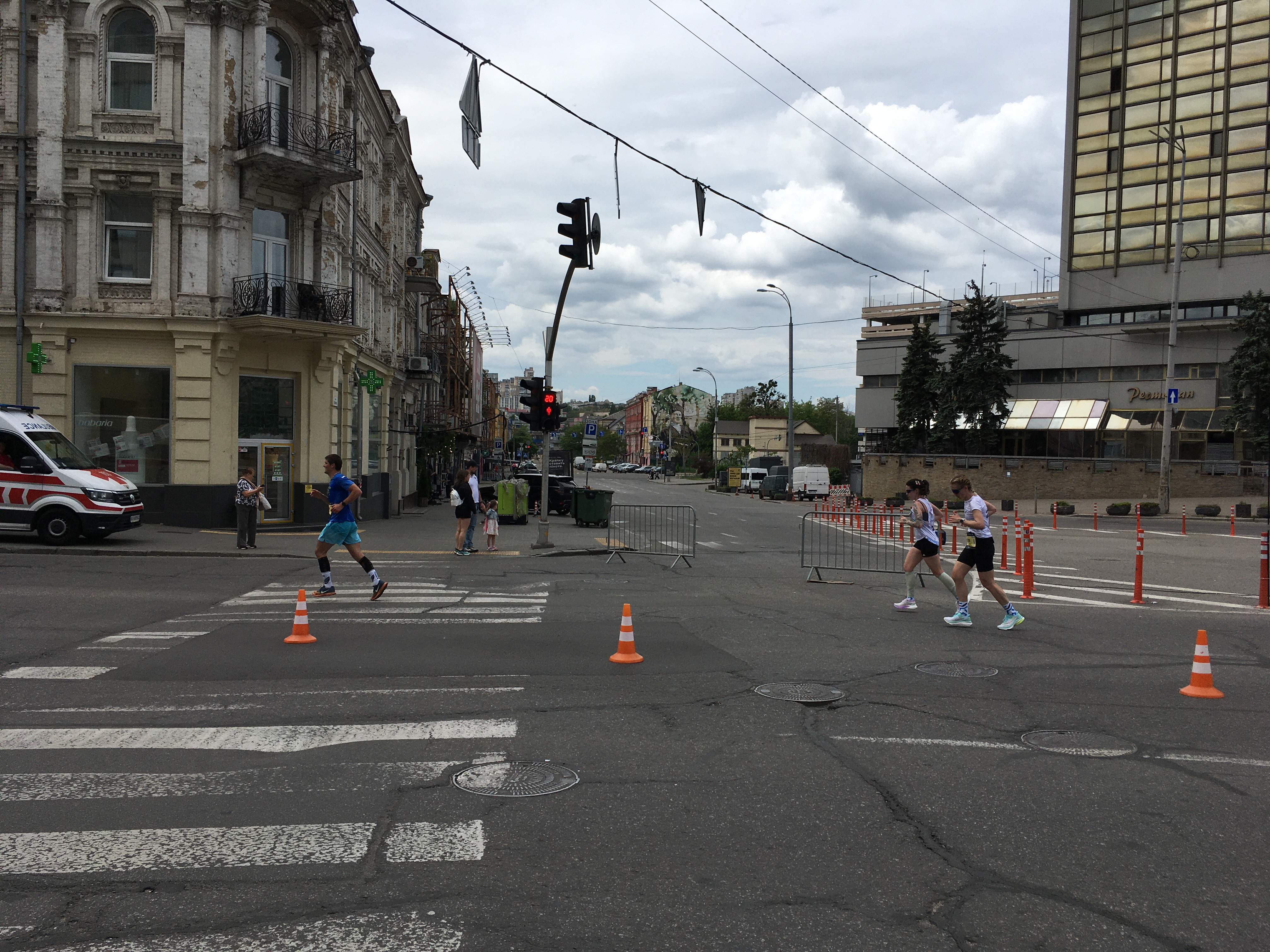 У Києві проходить масштабний благодійний марафон MHP Run4Victory