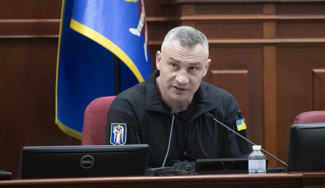 Корупція, громадський транспорт, охорона природи і пам’яток: громада підготувала 100 запитань Кличку