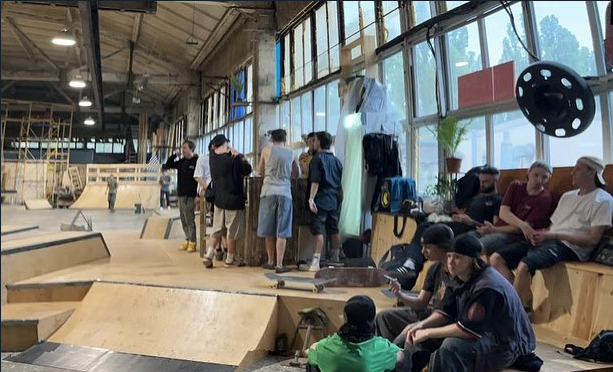 У Дніпровському районі Києва відкрили скейт-парк Атріум