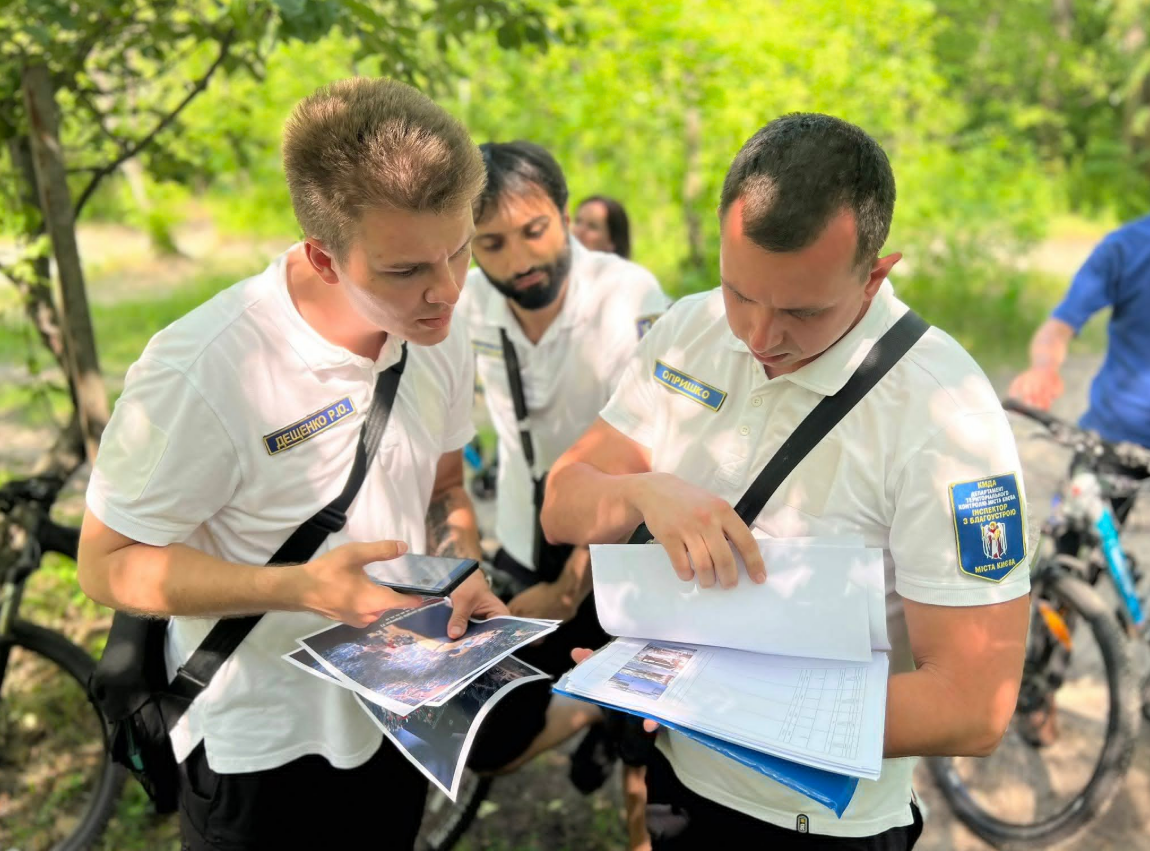 У Києві провели велонараду щодо санітарного стану Гідропарку: подробиці