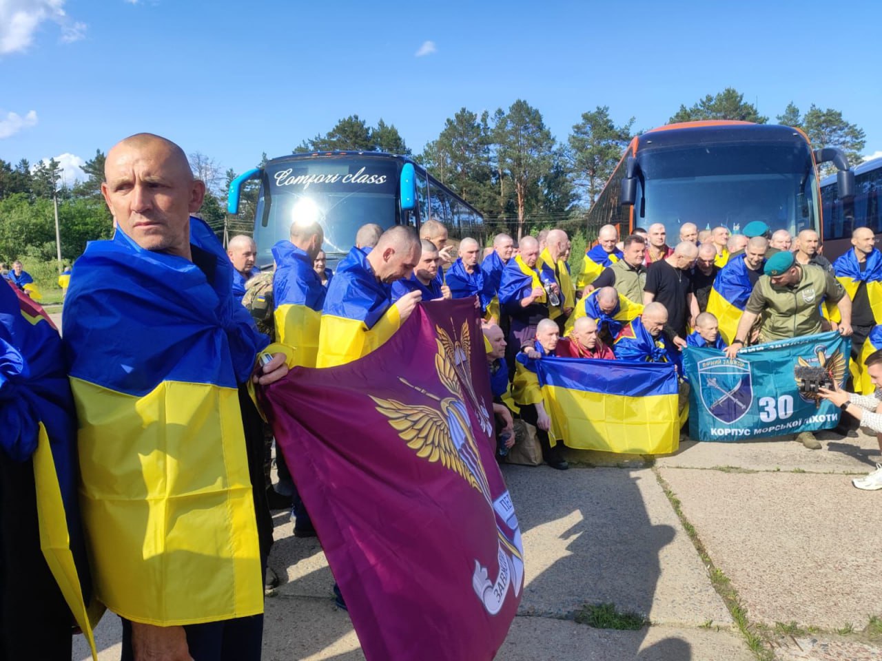 З російського полону повернули важкопоранених і хворих військових: фото