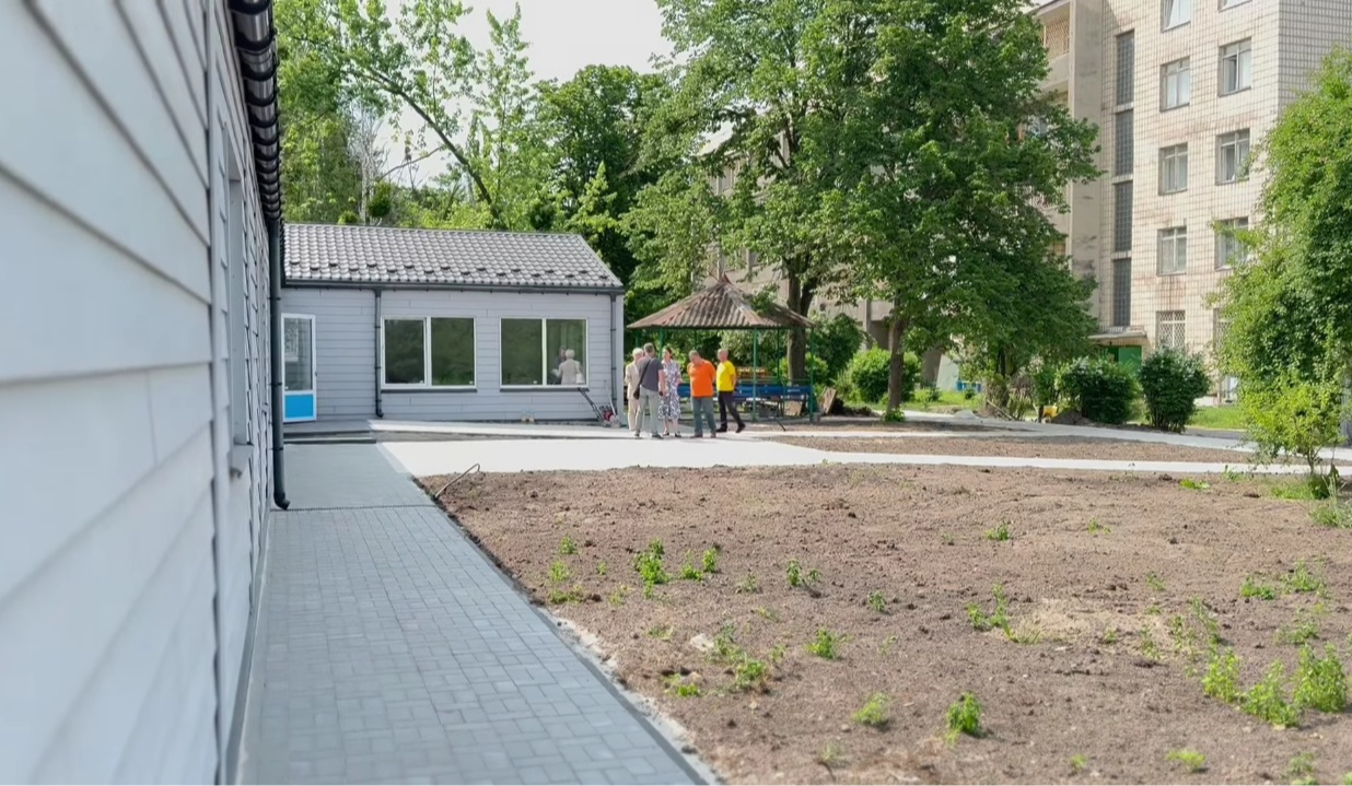 У Києві відкриють центр денного догляду для людей з інвалідністю та літніх людей: деталі