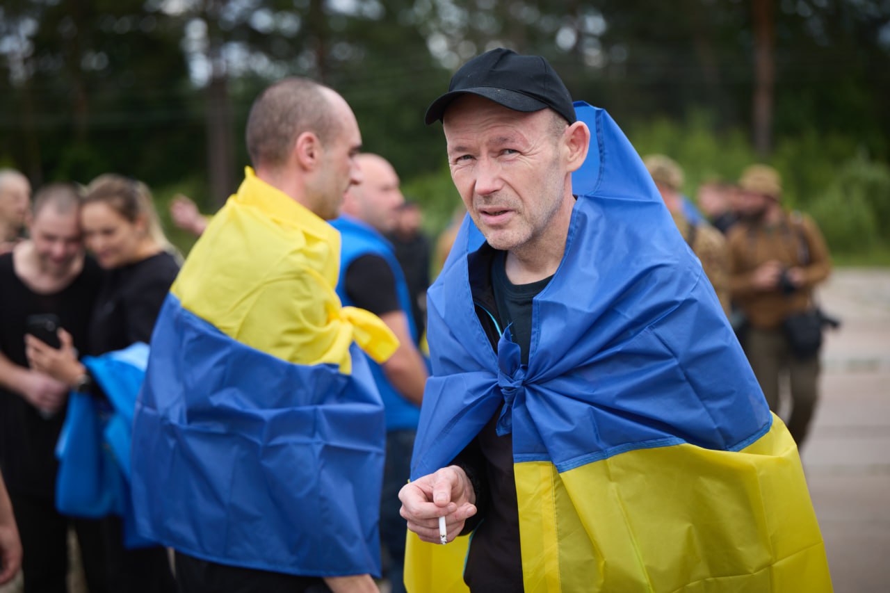 Відбувся ще один етап обміну важкопоранених та хворих полонених: фото
