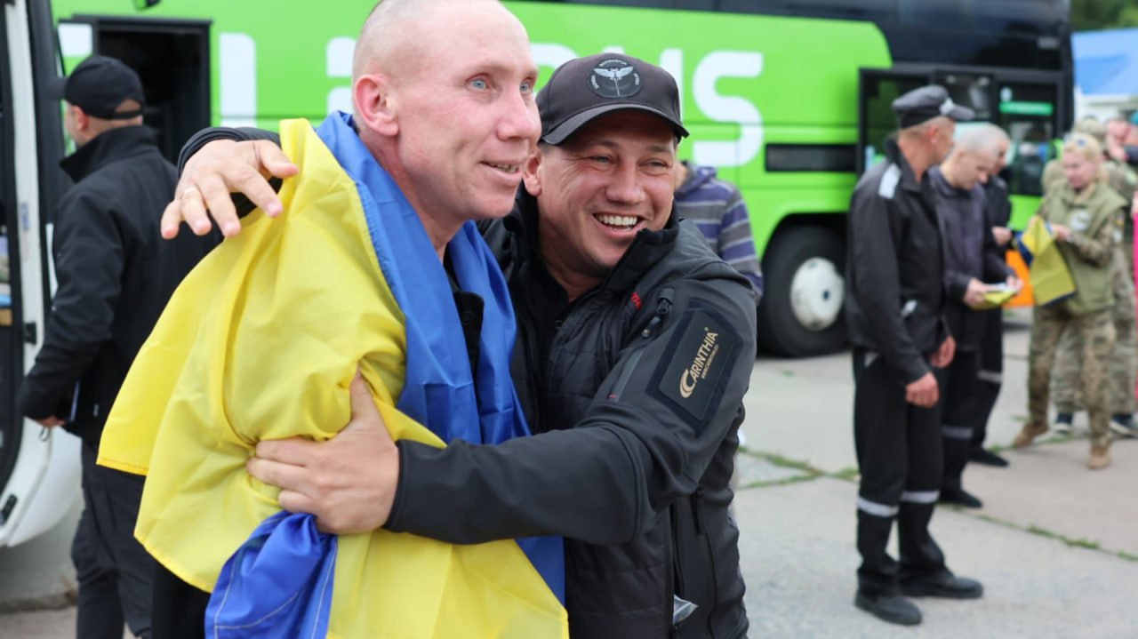 Відбувся новий обмін важкопораненими та тяжкохворими військовополоненими: фото