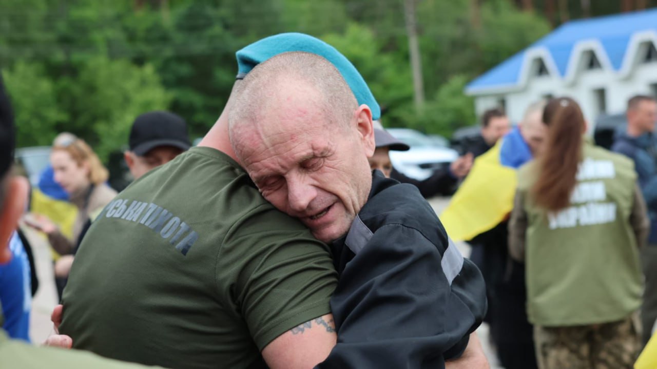 Відбувся новий обмін важкопораненими та тяжкохворими військовополоненими: фото