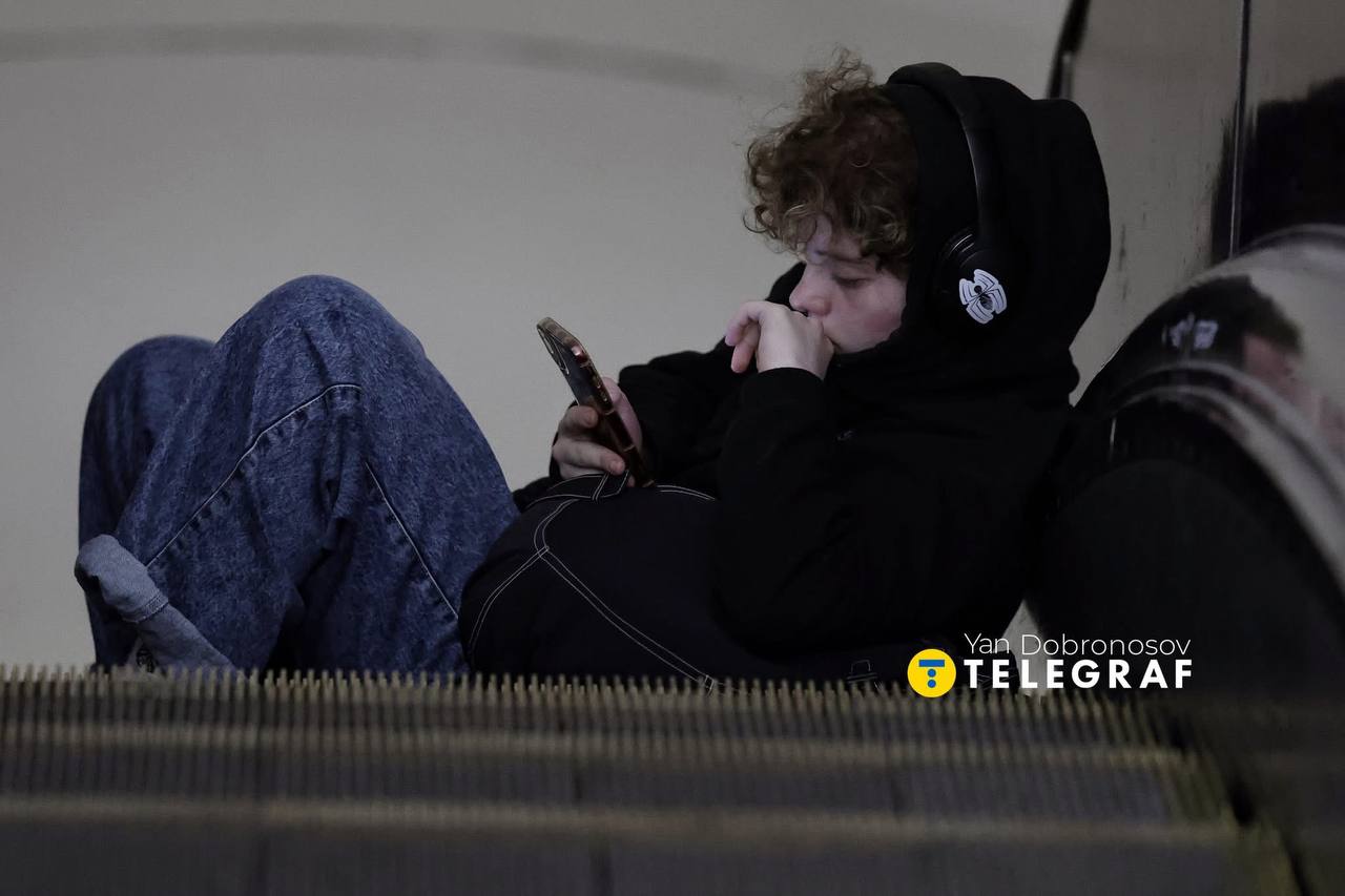 Скільки людей ховалися на станціях київського метро під час обстрілу 23 червня 2025 року