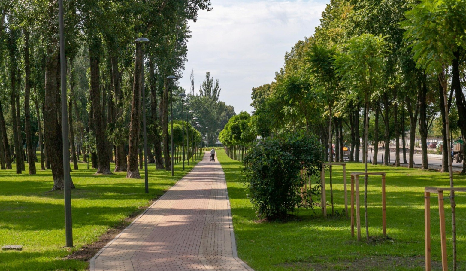На ремонтах чотирьох парків у Києві розікрали 3 млн грн — прокуратура