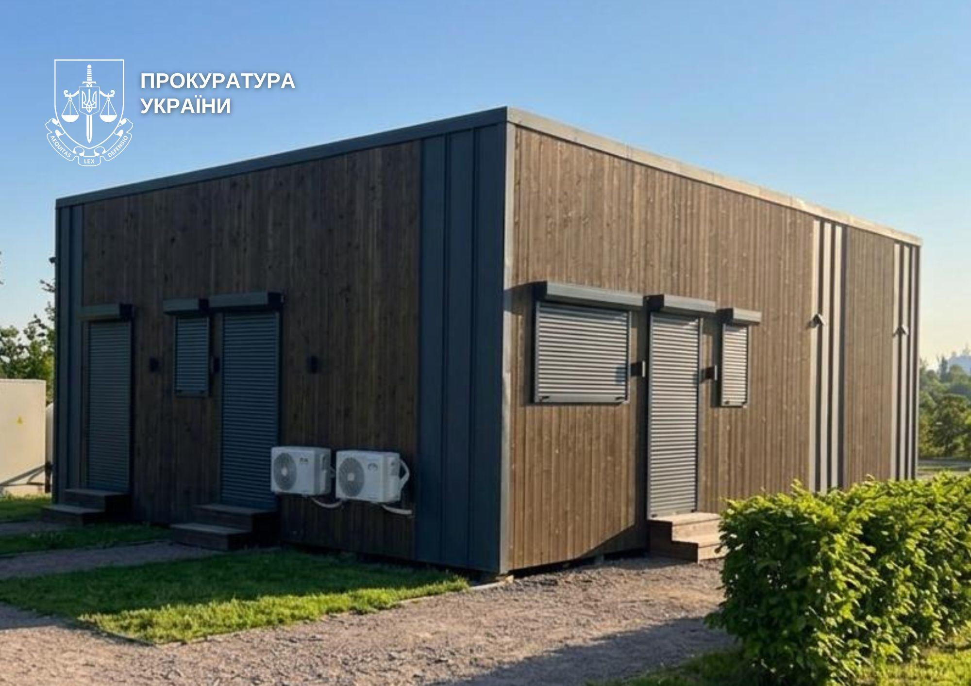 Трьом керівникам комунальних підприємств у Києві вручили підозри: що відомо