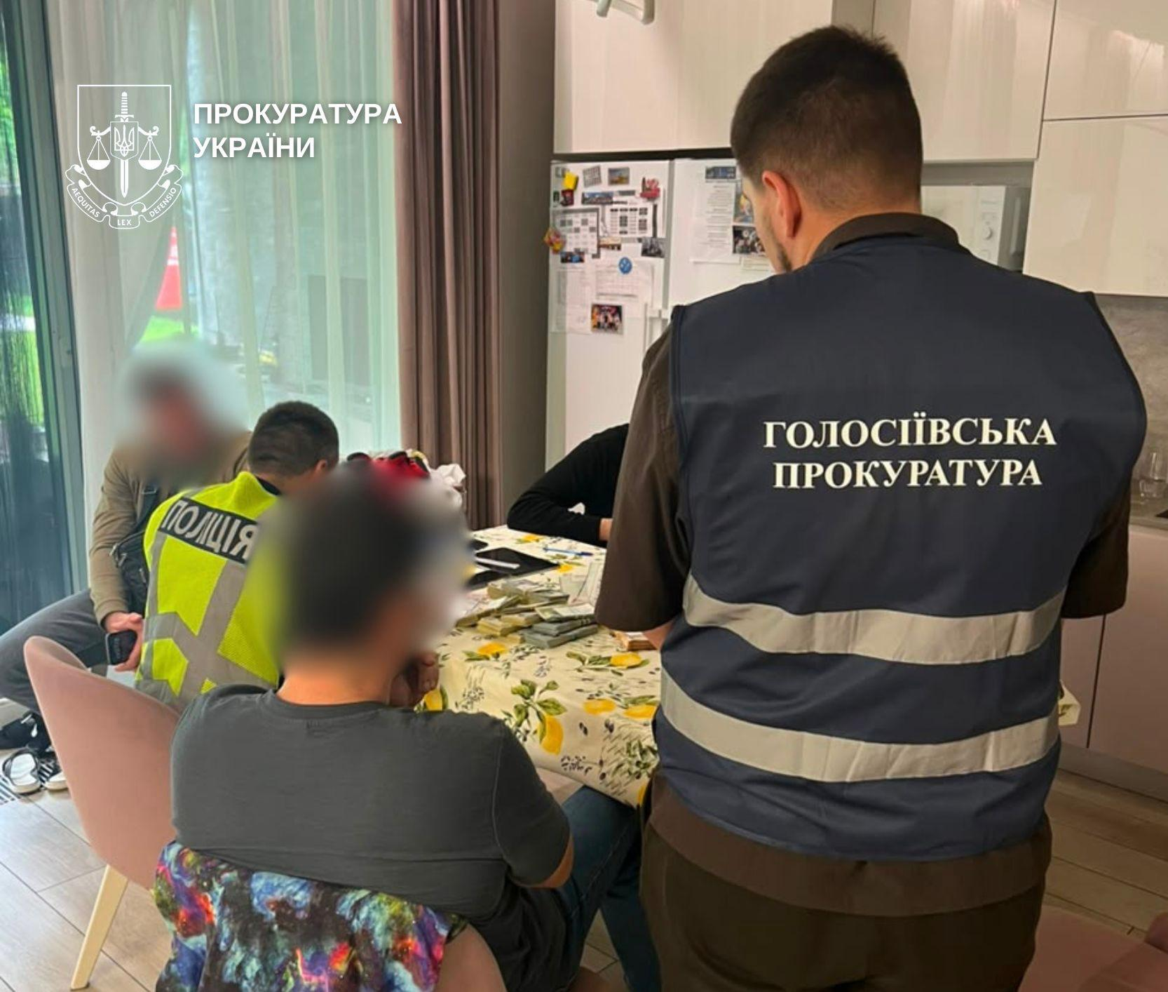 Трьом керівникам комунальних підприємств у Києві вручили підозри: що відомо