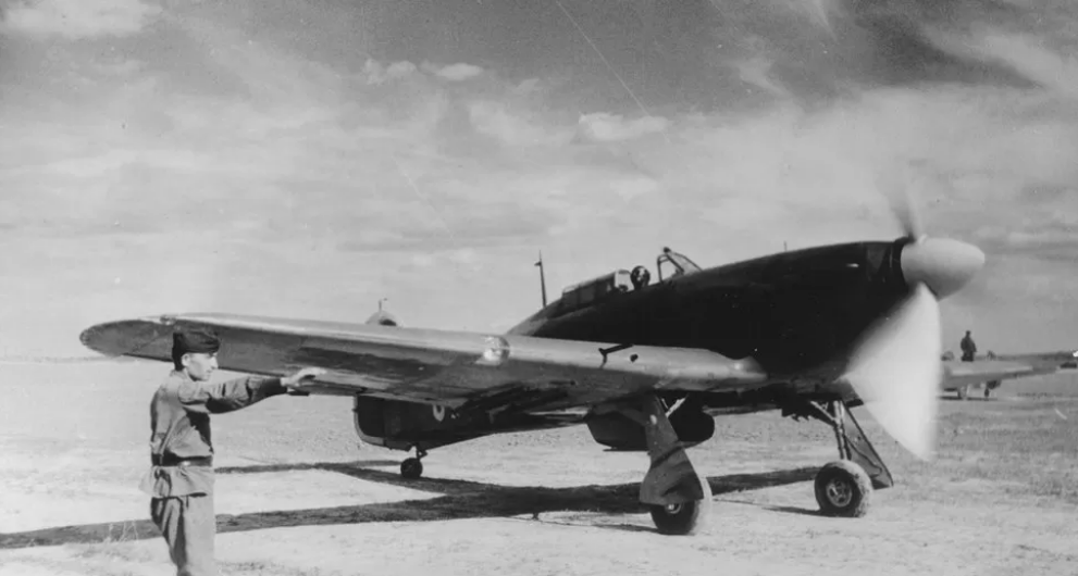 На Київщині розкопали британські літаки Hawker Hurricane "Ураган" часів Другої світової війни