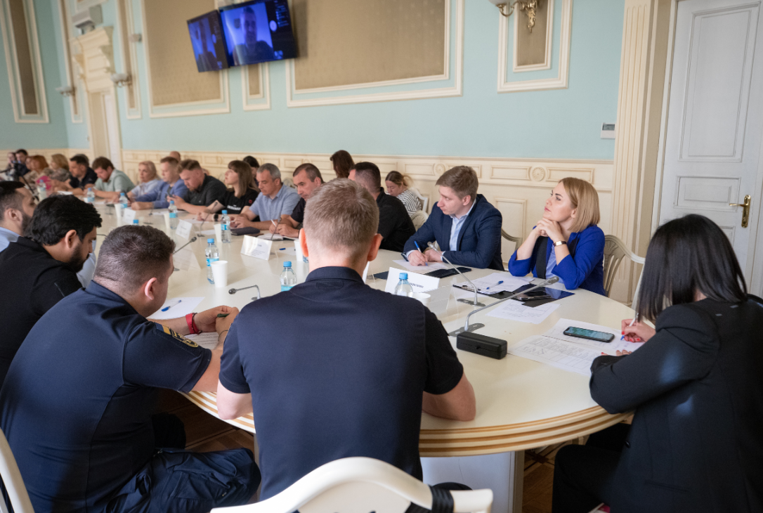 у Київській міській раді обговорили питання мобільних укриттів