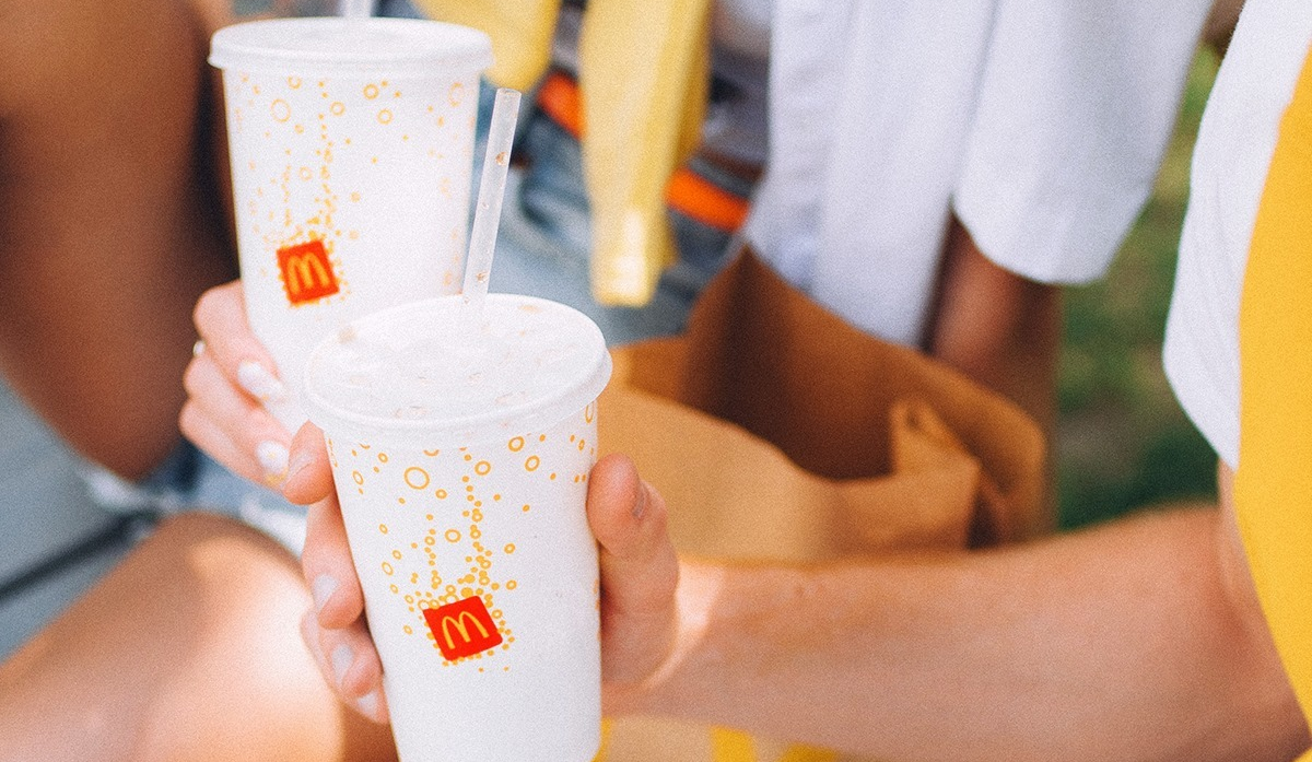 Український McDonald's скорочує використання трубочок для напоїв: подробиці