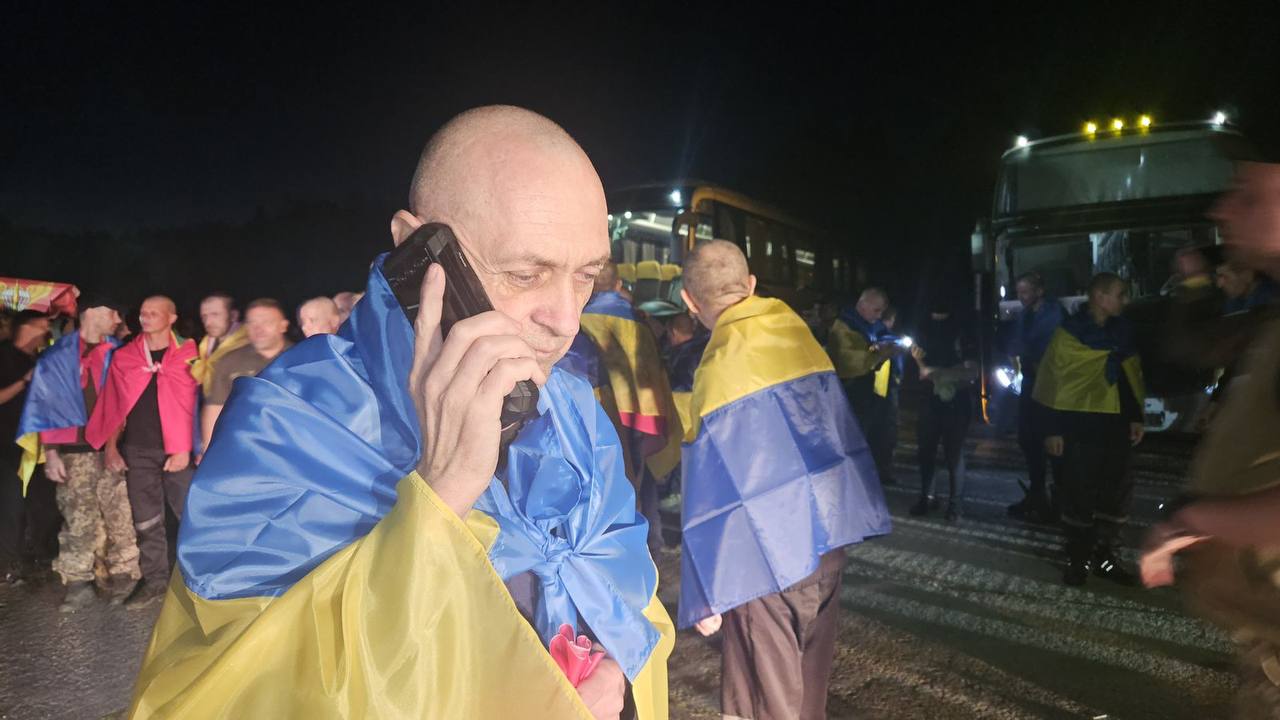Дев’ятий етап обміну військовополоненими: додому повернулися важкохворі й тяжкопоранені