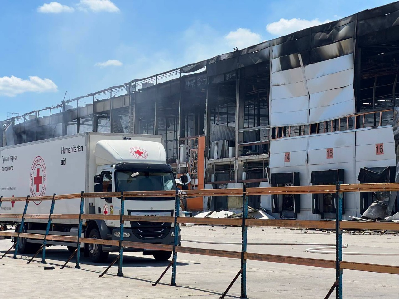 Під час удару по Києву 2 липня 2026 року знищили гуманітарний склад Українського Червоного Хреста