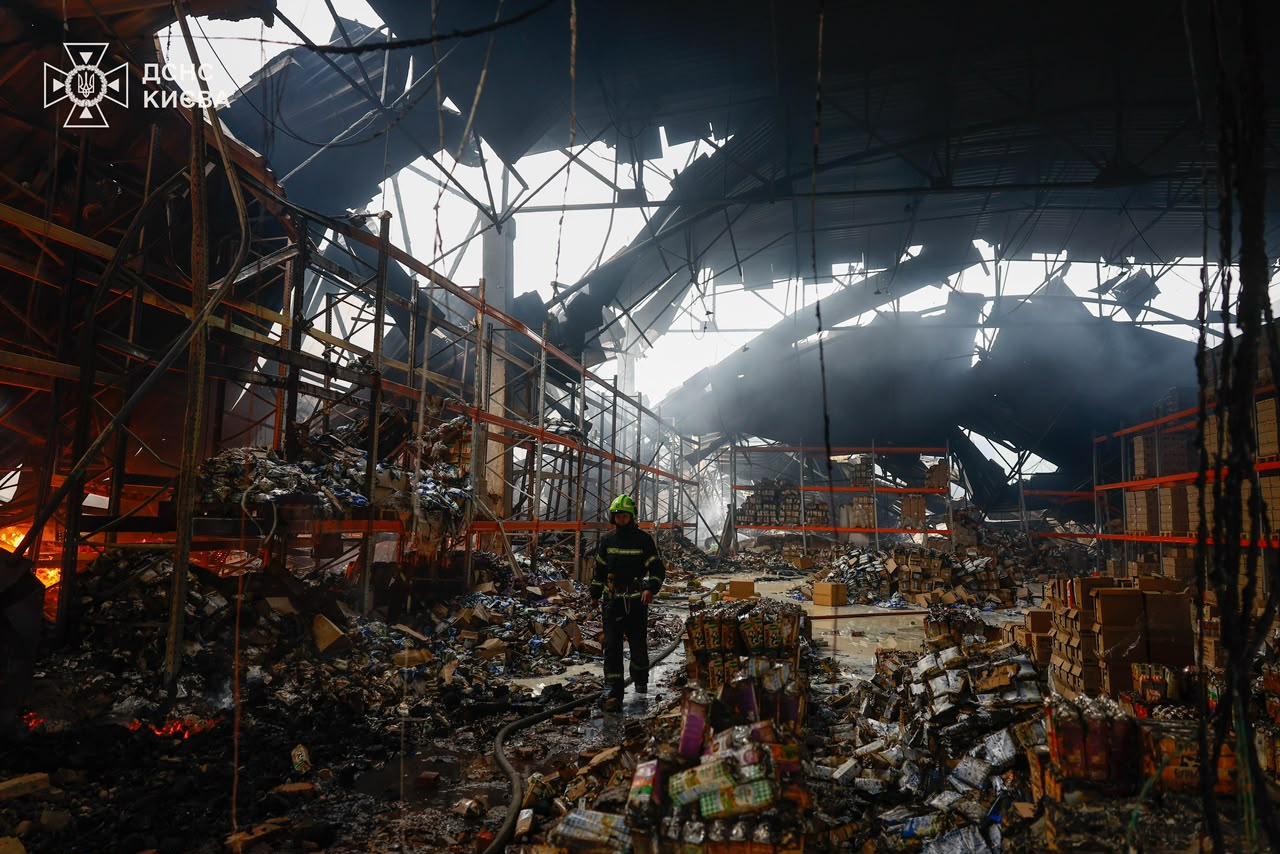 Вночі 8 липня 2026 року росіяни атакували Київ балістикою: що відомо про наслідки