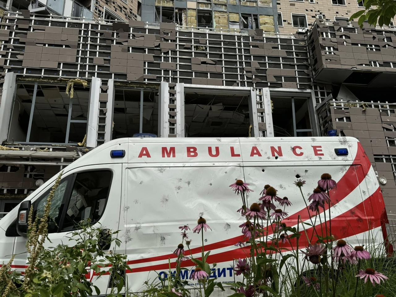 2 роки з моменту ракетного удару по "Охматдиту" в Києві: що зробили за цей час