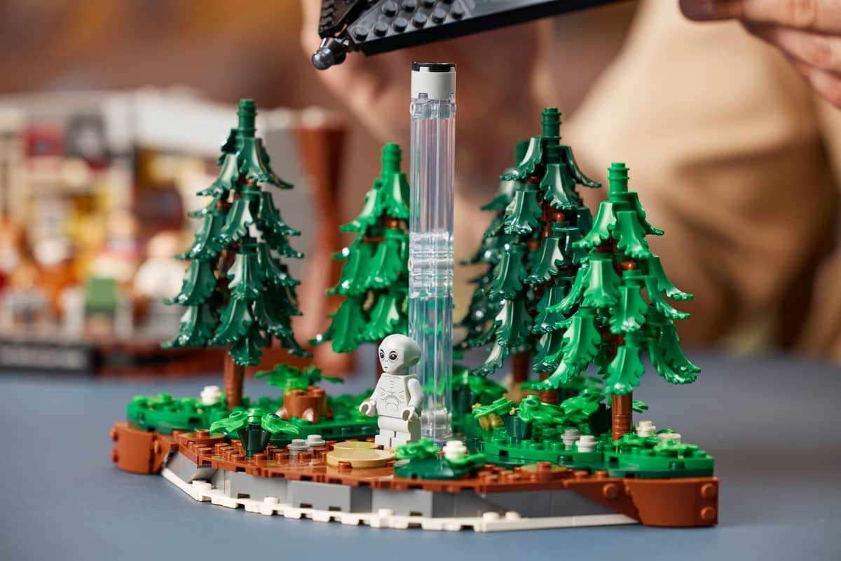 LEGO випустить конструктор за мотивами серіалу "Цілком таємно": фото та ціна