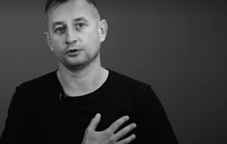Сергей Жадан предлагает поблагодарить военных (видео)