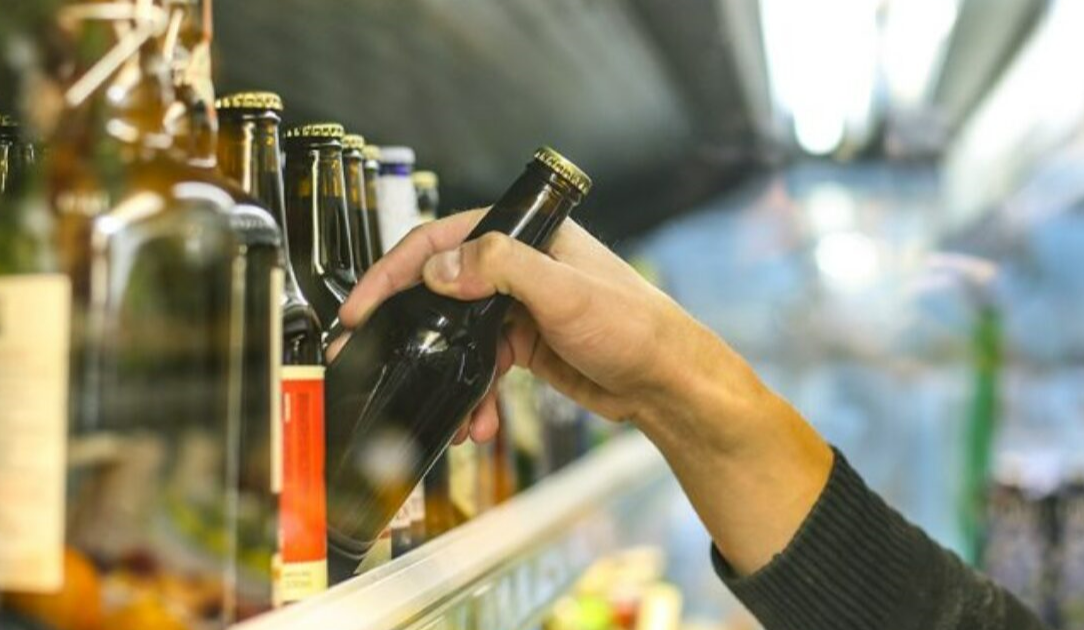 У Київській області дозволили продавати алкоголь з 9:00: де саме