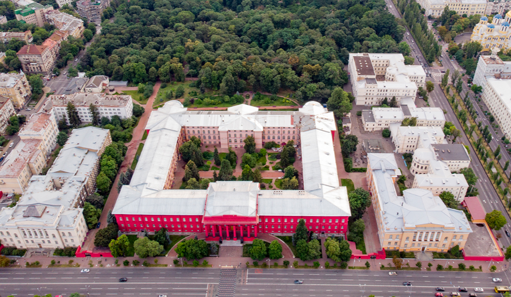 У Києві 9, 10 та 11 серпня відбудеться 9 безоплатних екскурсій містом: перелік та реєстрація