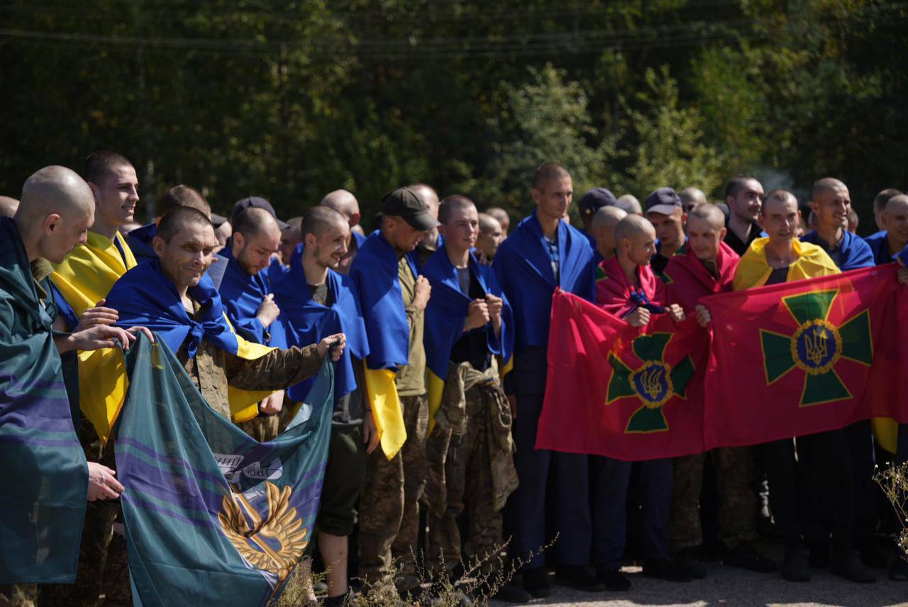 24 серпня ще 115 українських військових вдалося повернути з російського полону: подробиці