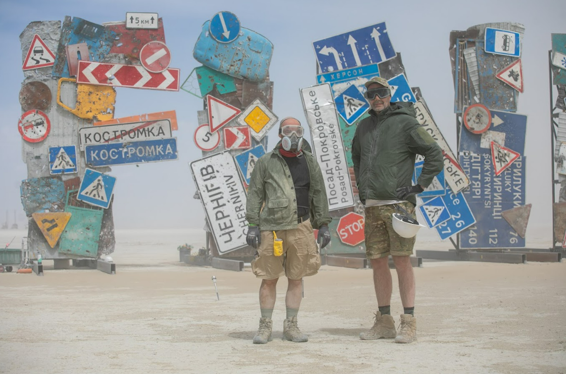 Український дух на Burning Man 2024: інсталяція "I'm Fine" розповідає історію війни