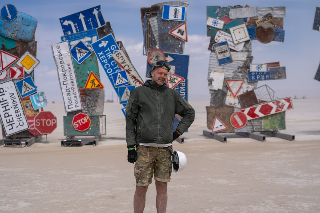 Український дух на Burning Man 2024: інсталяція "I'm Fine" розповідає історію війни