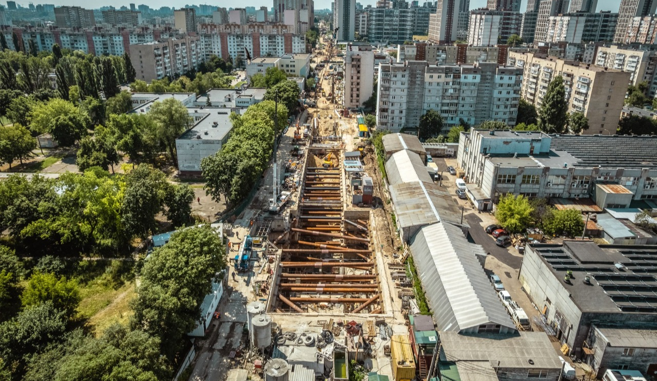 Як виглядають двоярусні тунелі між станціями "Мостицька" та "Варшавська" у Києві: фото
