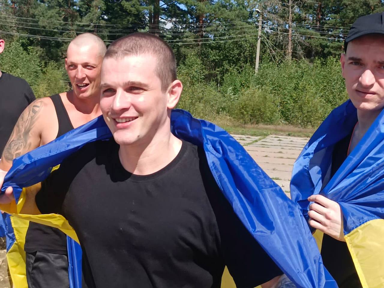 Відбувся обмін полоненими між Україною та росією: додому повернули 84 людини
