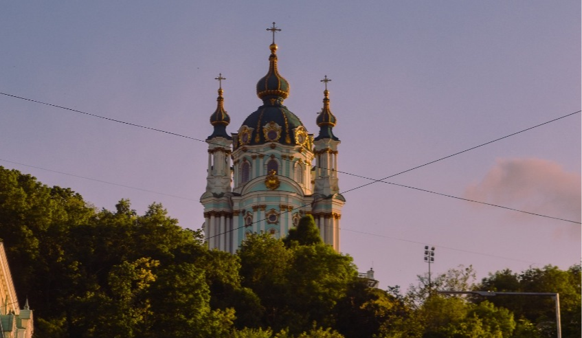 Тепло, іноді дощитиме: якою буде погода у Києві наступного тижня